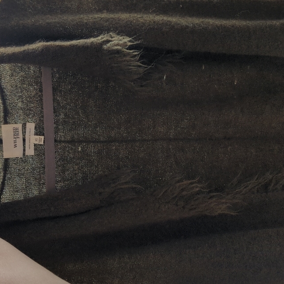 Wilfred Free Fei Fei Alpaca sweater vest. - Picture 5 of 7